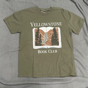 Yellowstone Book Club Olive Green T-Shirt Lg